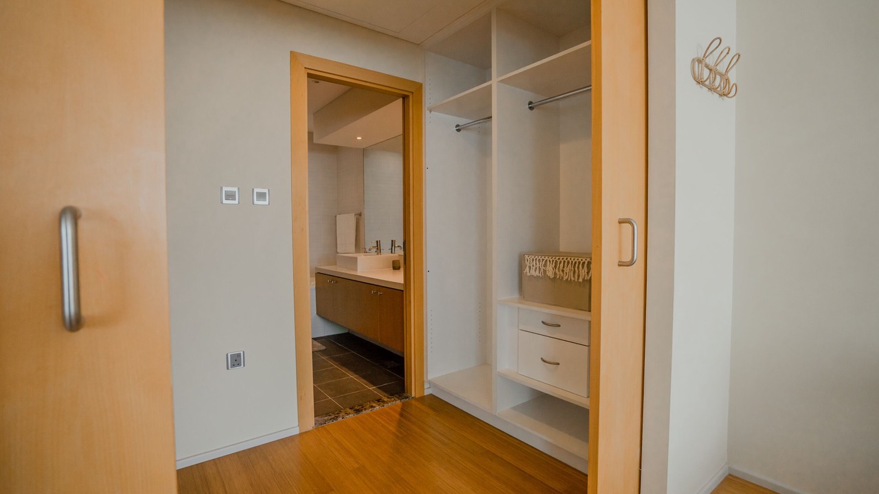 Photo of Bathroom in Al Raha Beach
