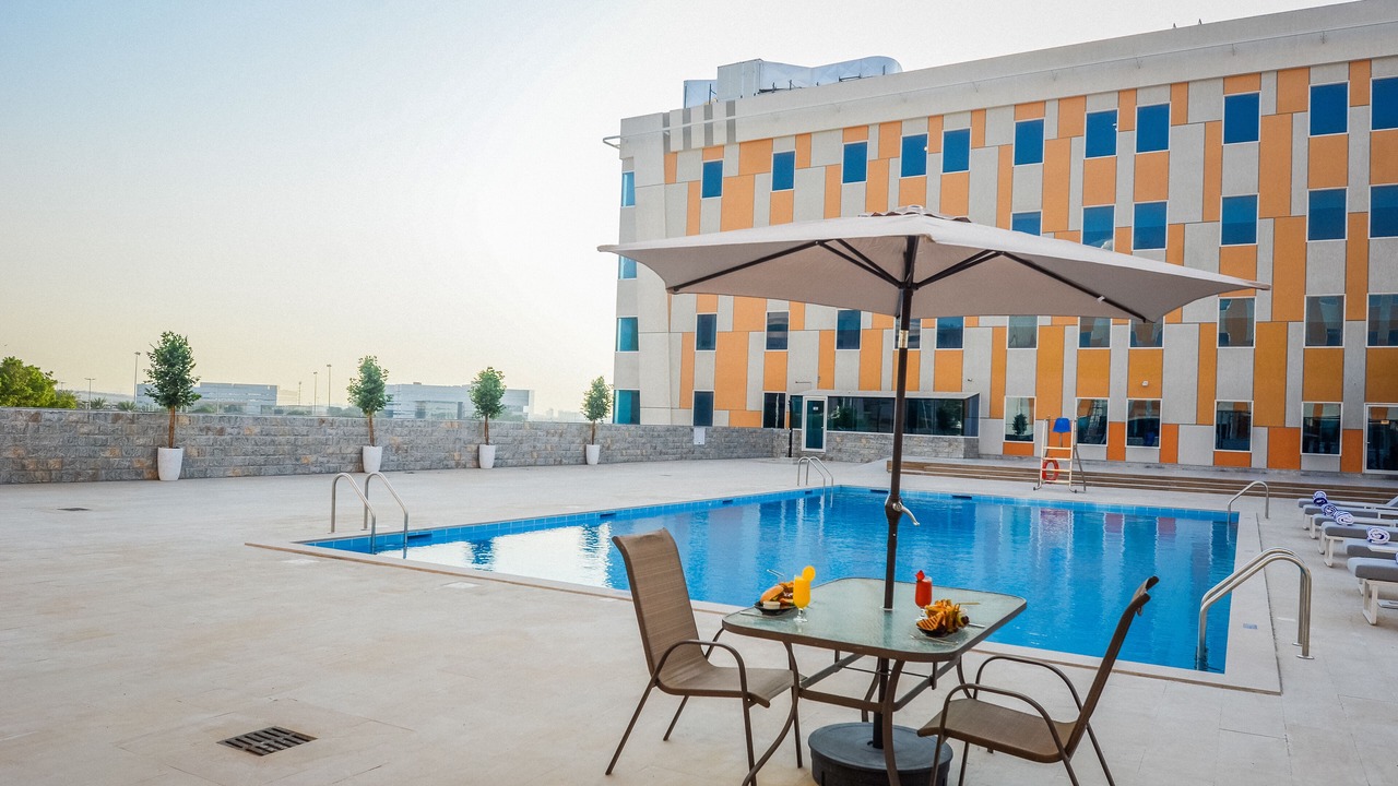Photo of Outdoor in Academic City