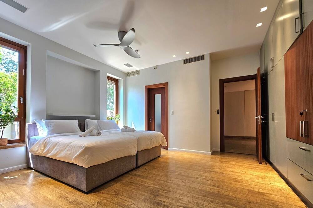 Photo of Bedroom in Caesarea