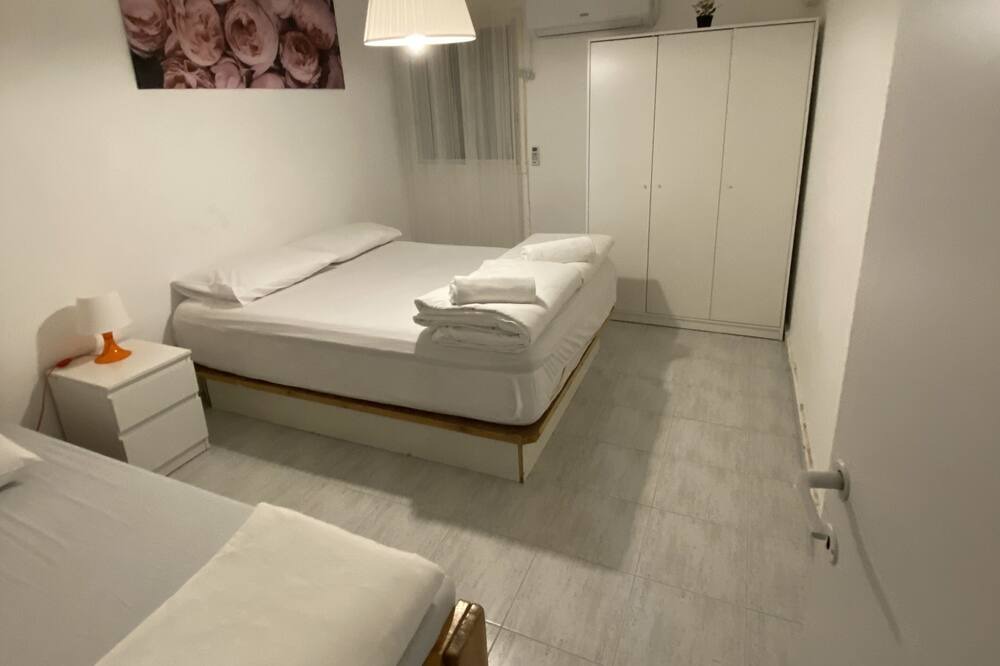 Photo of Bedroom in Safed