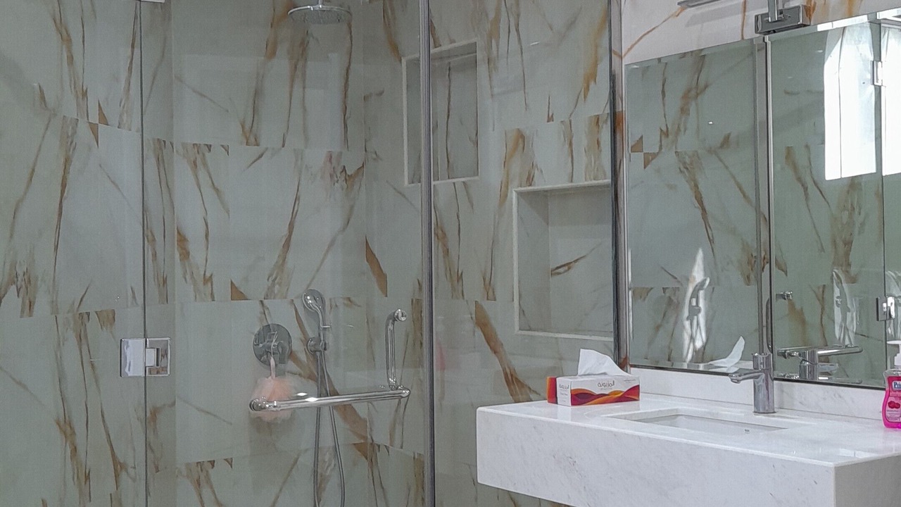 Photo of Bathroom in Al Hamra Village