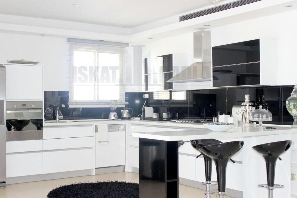 Photo of Kitchen in Ashdod