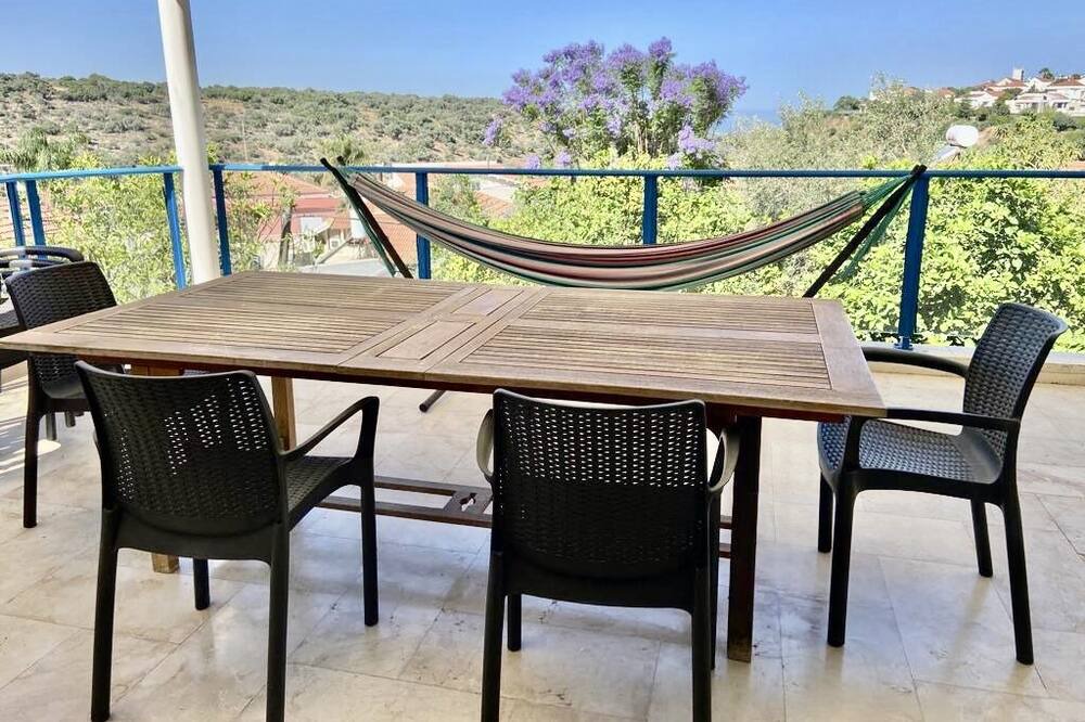 Photo of Patio Balcony in Zikhron Ya'aqov