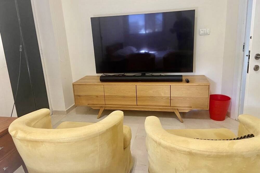 Photo of Livingroom in Zikhron Ya'aqov