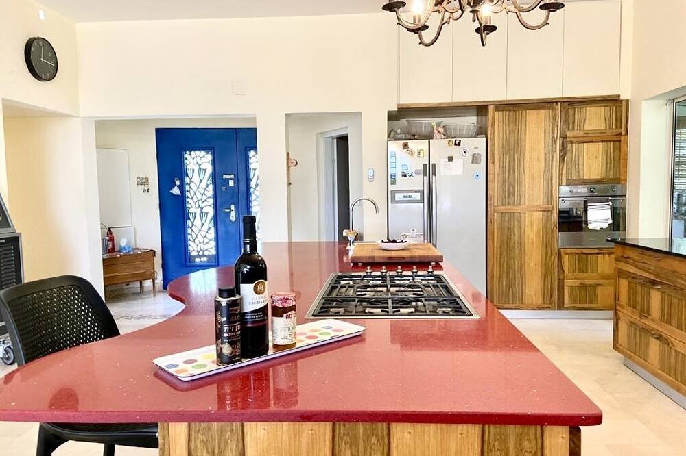 Photo of Kitchen in Zikhron Ya'aqov