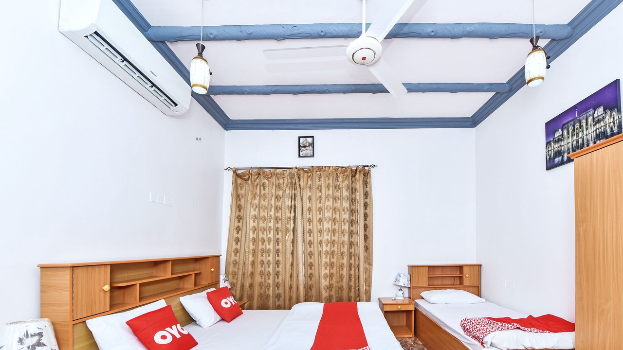 Photo of Bedroom in Barka