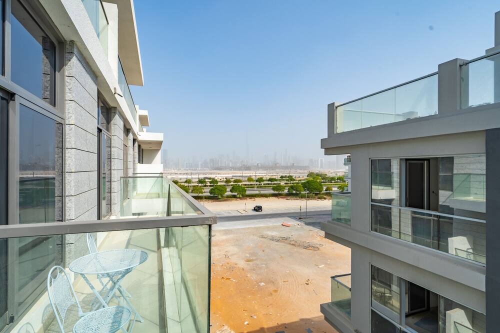 Photo of Patio Balcony in Nad Al Sheba