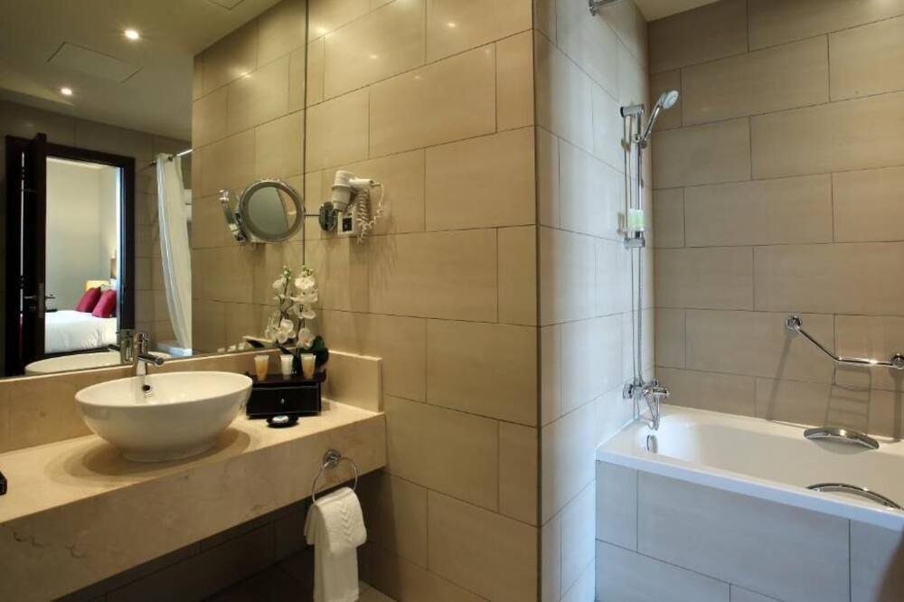 Photo of Bathroom in Al Zahiyah
