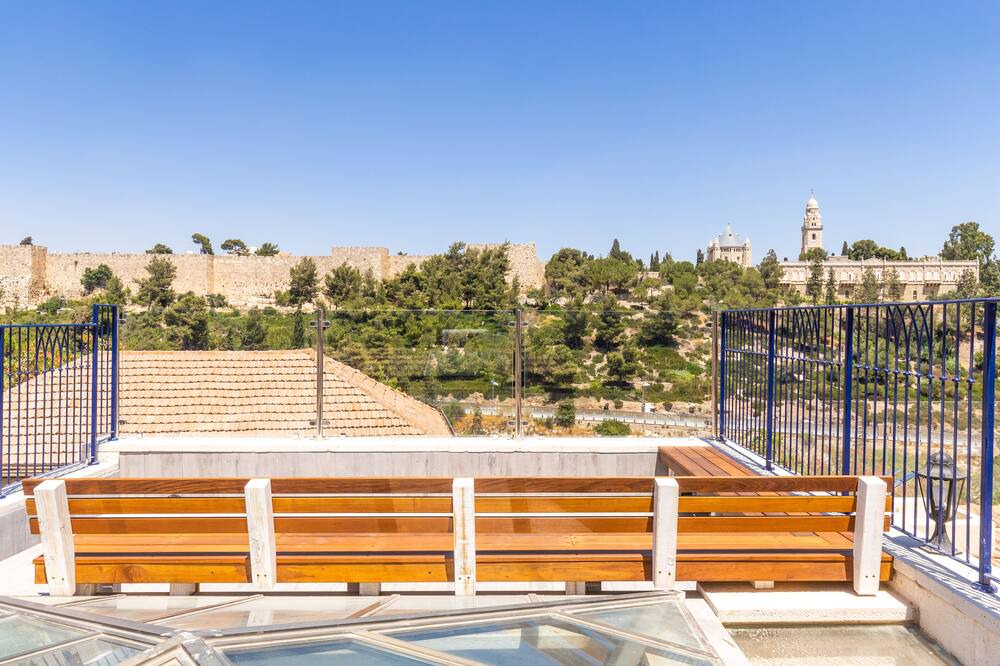 Photo of Patio Balcony in Talbieh