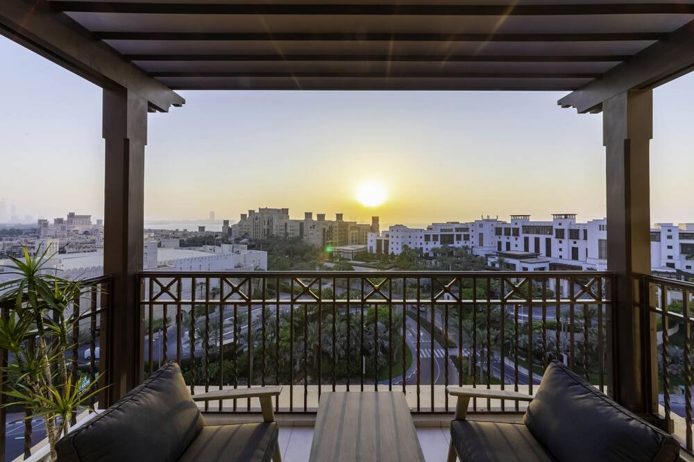 Photo of Patio Balcony in Umm Suqeim 3