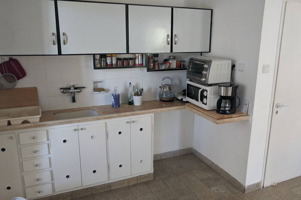 Photo of Kitchen in Gesher HaZiv