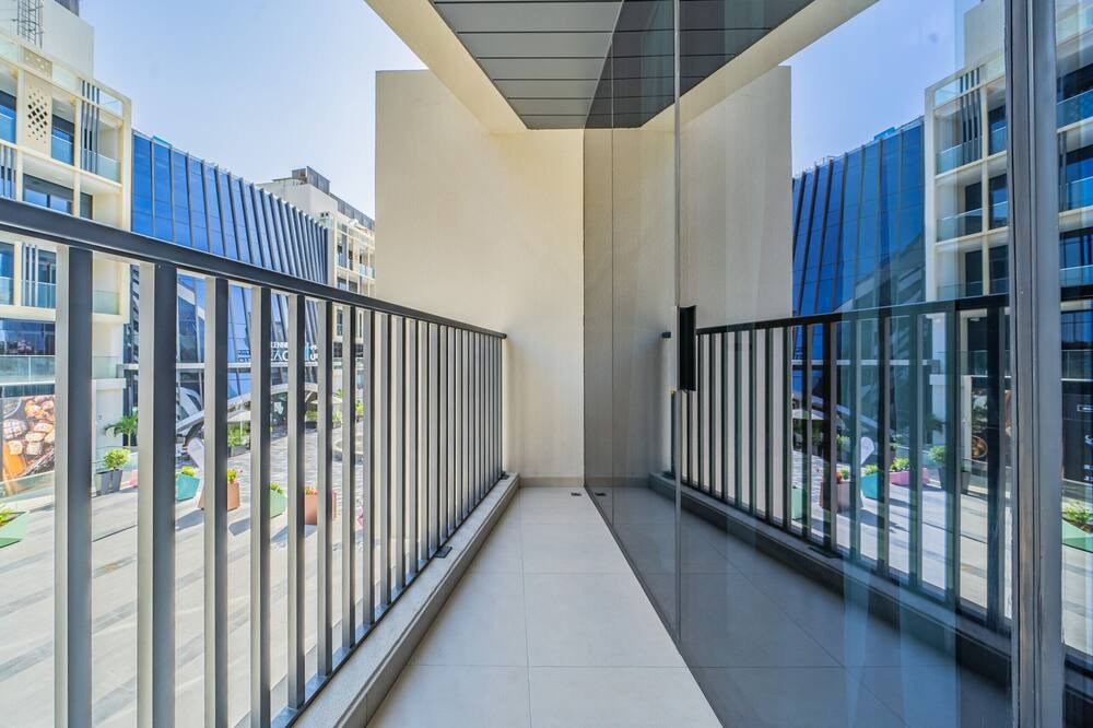 Photo of Patio Balcony in Mirdif