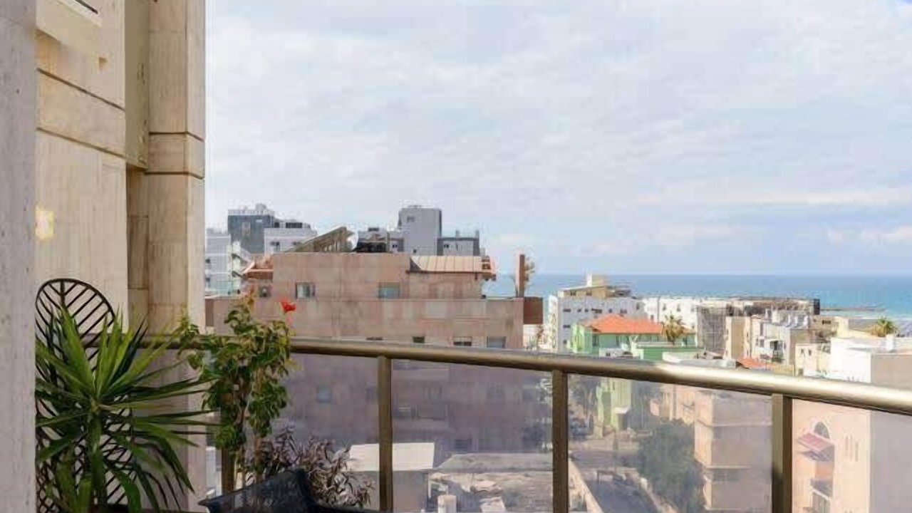 Photo of Outdoor in Kerem HaTeimanim