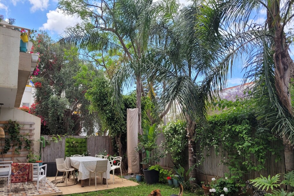 Photo of Outdoor in Ra'ananna