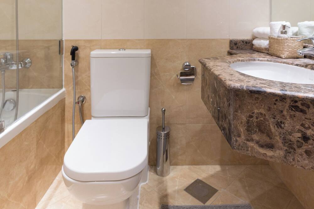 Photo of Bathroom in Jabal Ali 2