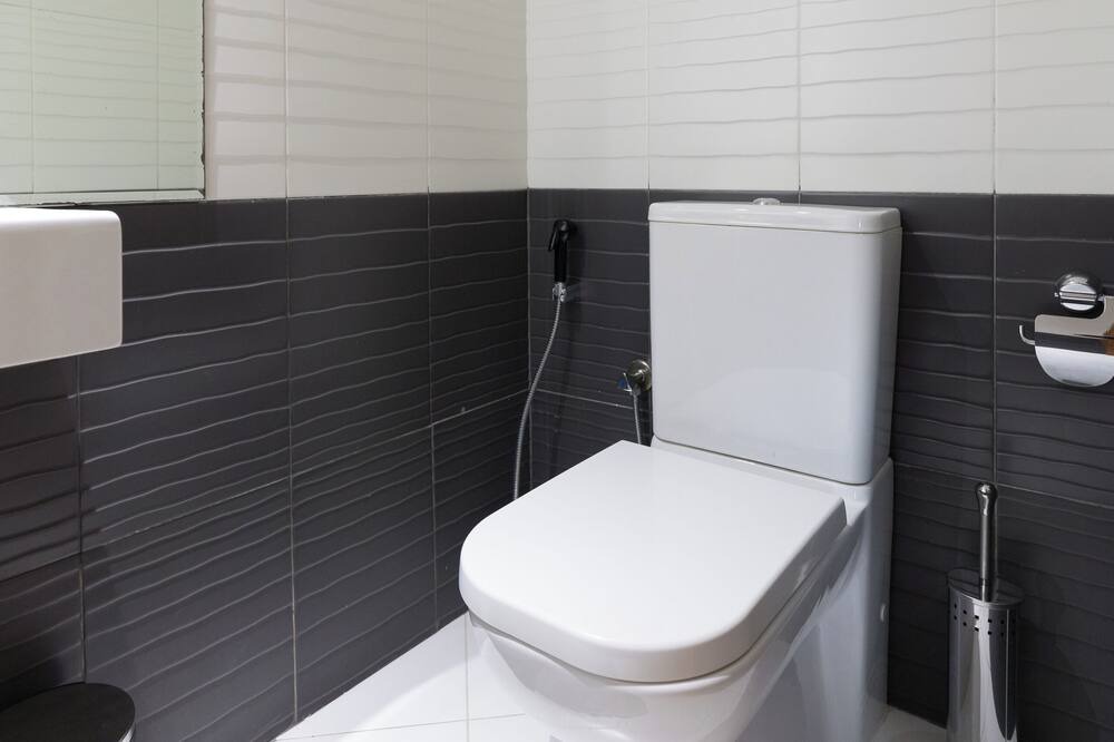Photo of Bathroom in Jabal Ali 2