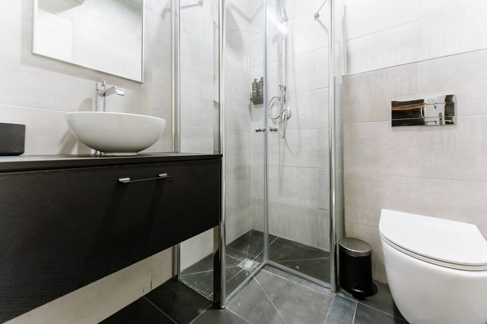 Photo of Bathroom in Panorama Street