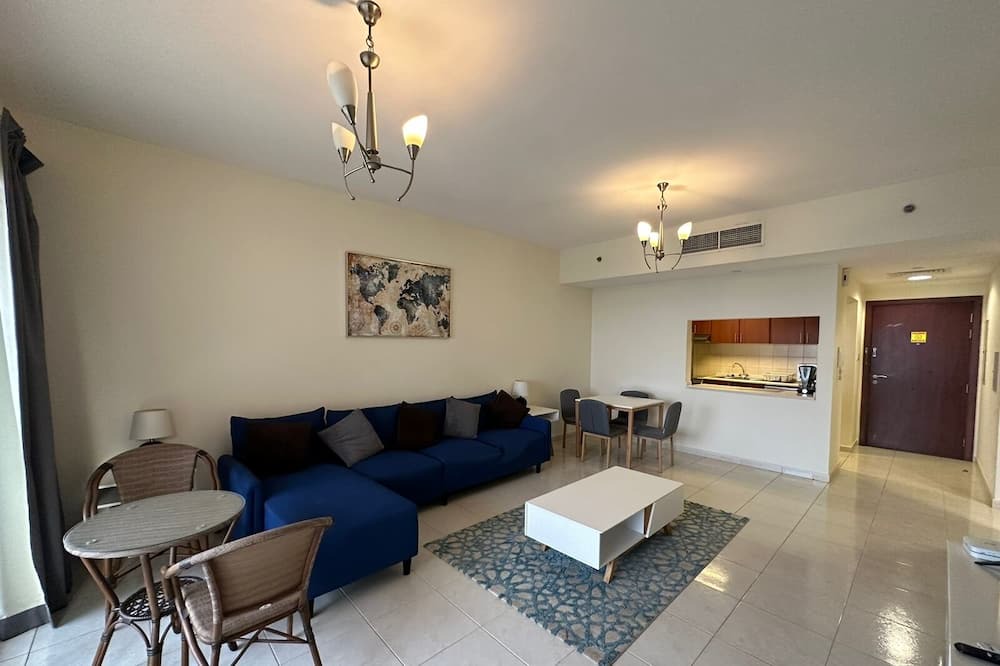 Photo of Livingroom in Mina Al Arab
