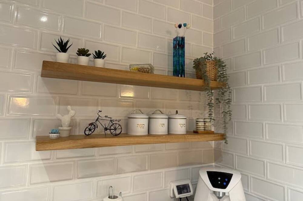 Photo of Kitchen in Zikhron Ya'aqov