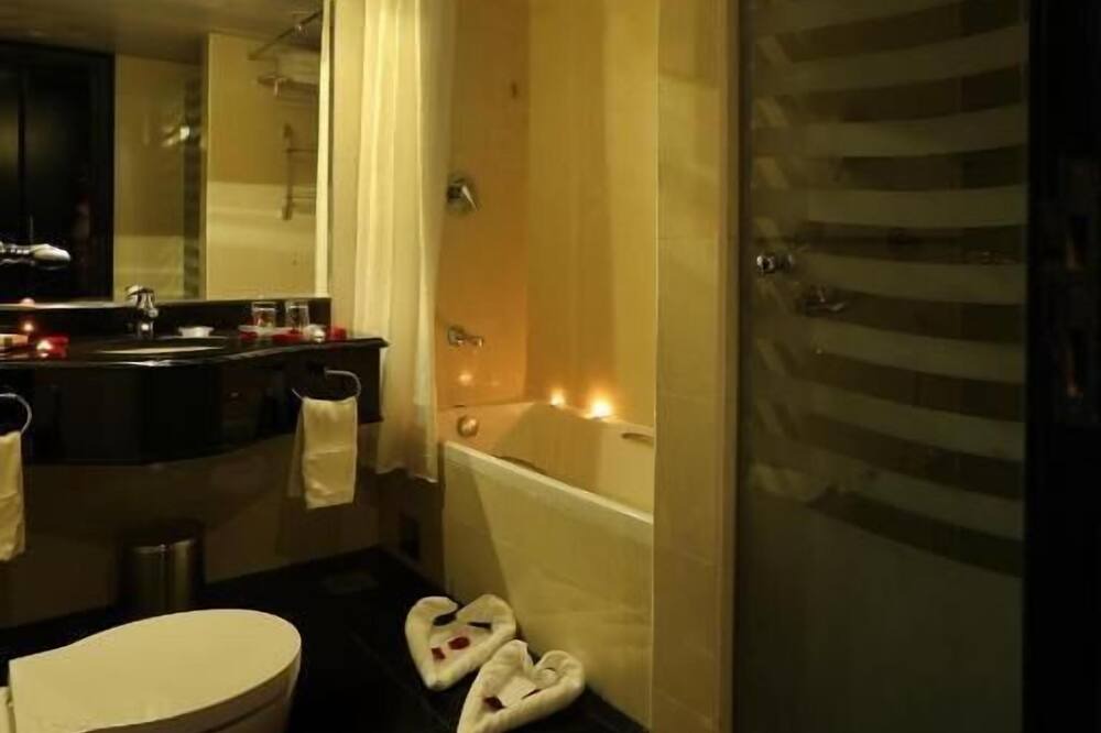Photo of Bathroom in Al Nahda