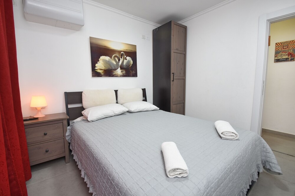 Photo of Bedroom in Kahal