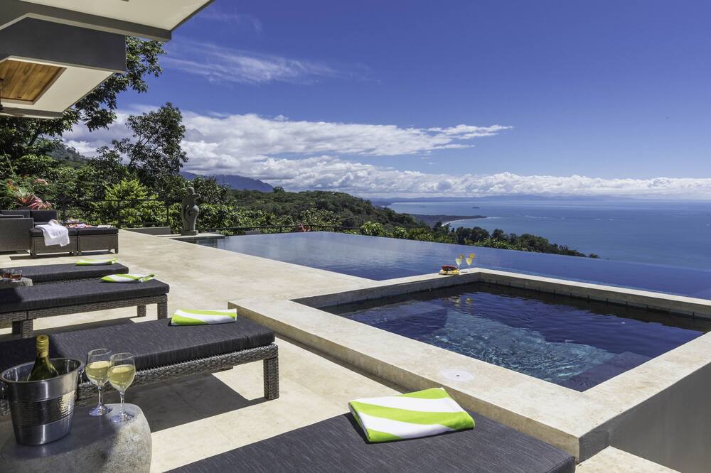 Photo of Outdoor in Dominical