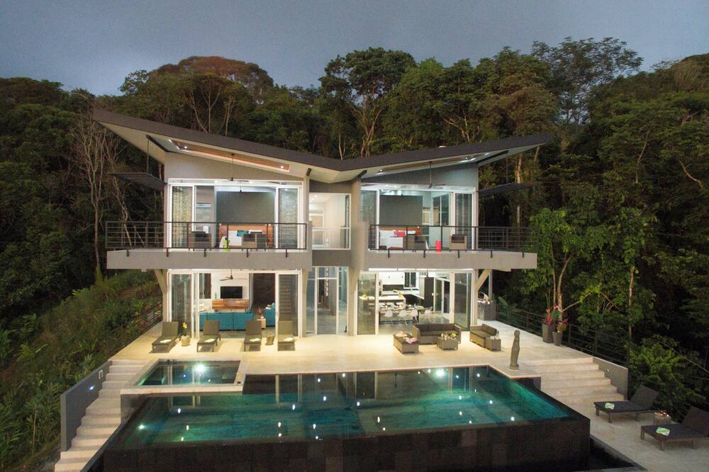 Photo of Outdoor in Dominical