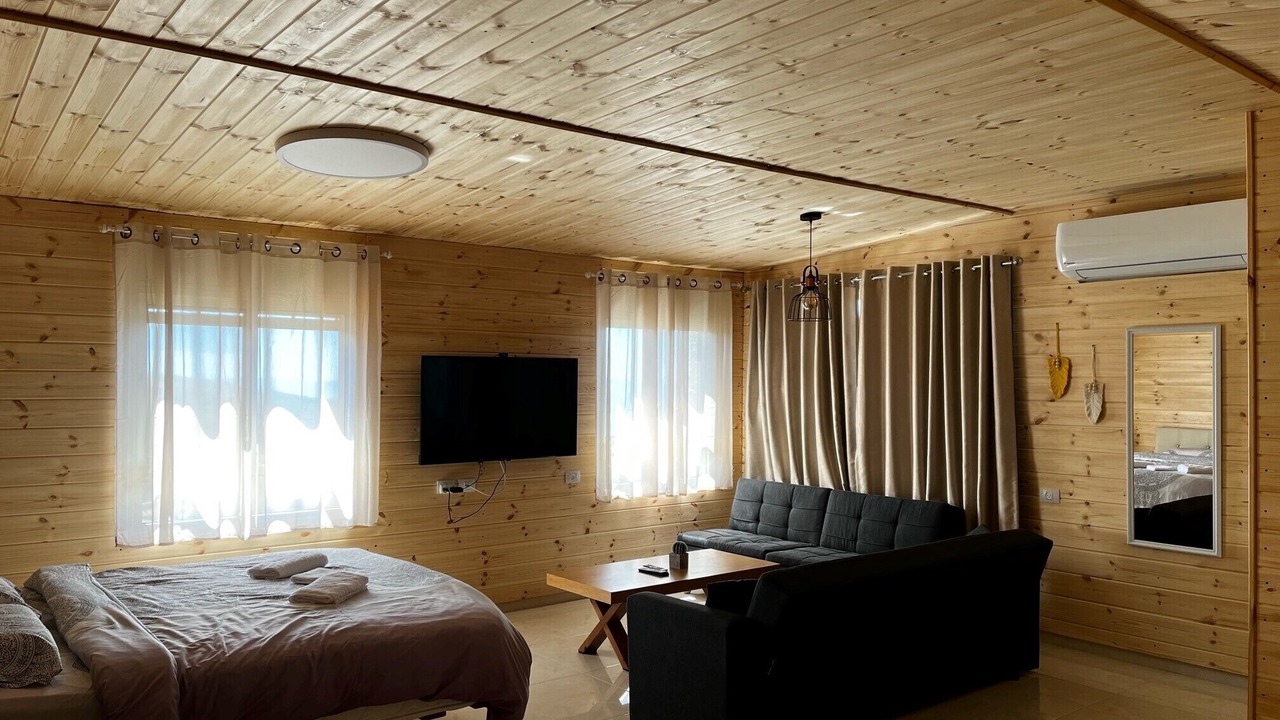 Photo of Bedroom in Ein Qiniyye