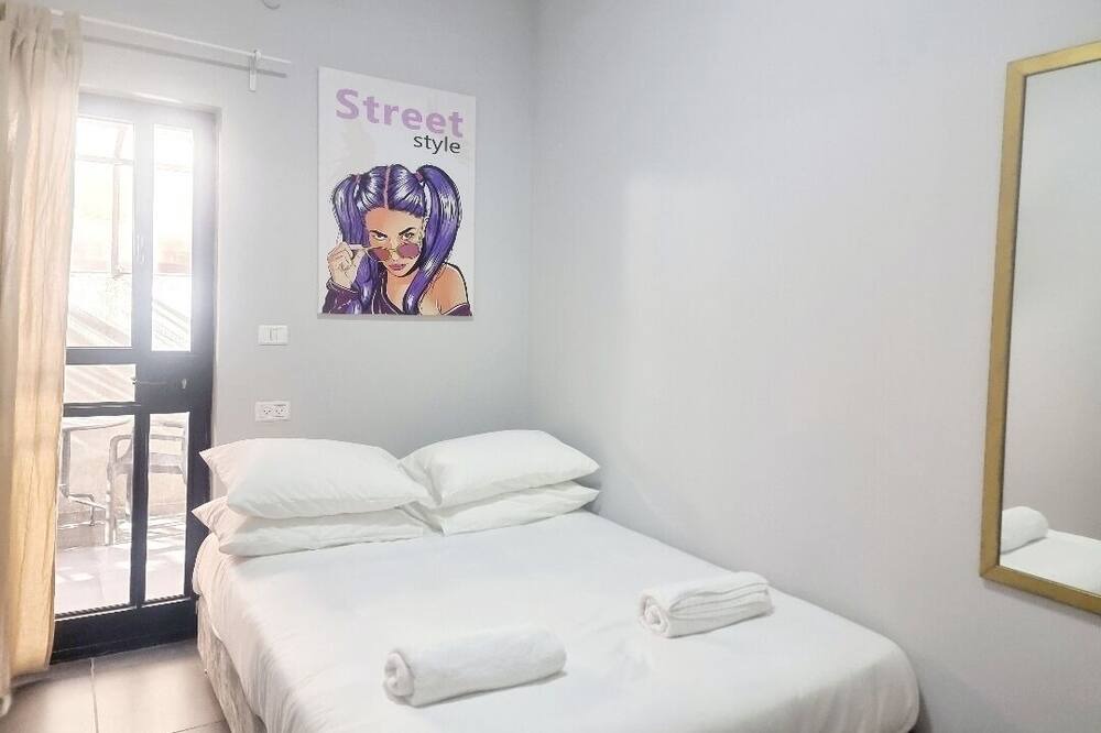 Photo of Bedroom in Jaffa