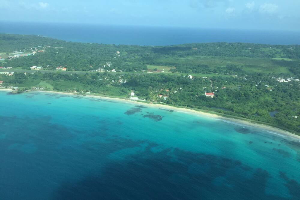 Photo of Others in Little Corn Island