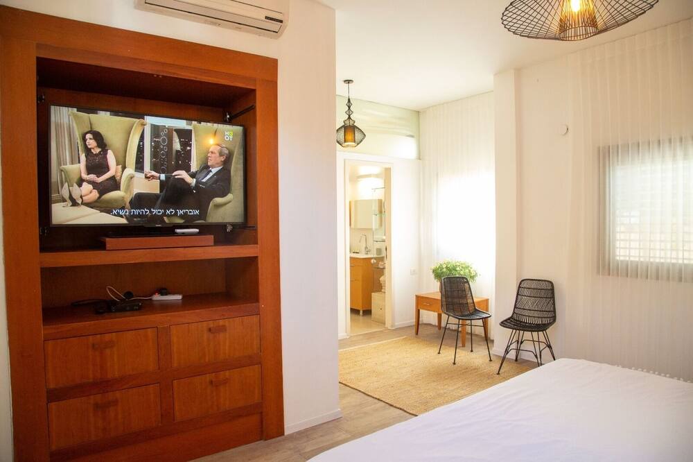 Photo of Bedroom in Caesarea