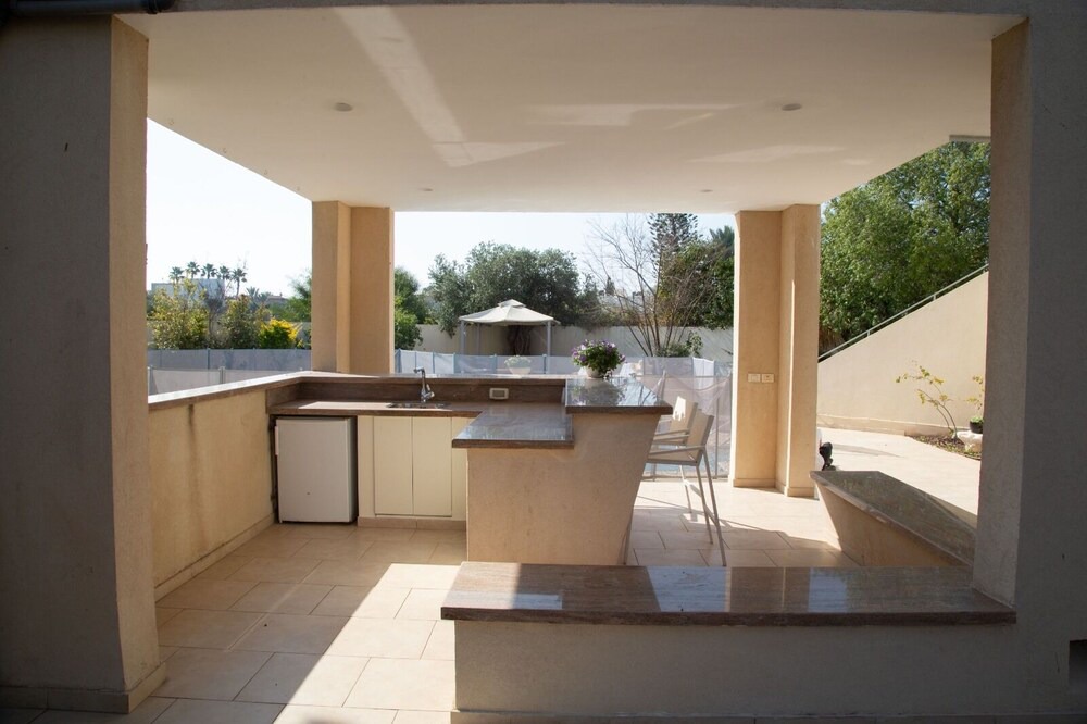 Photo of Patio Balcony in Caesarea