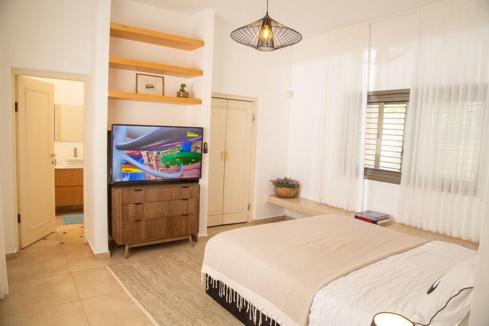 Photo of Bedroom in Caesarea