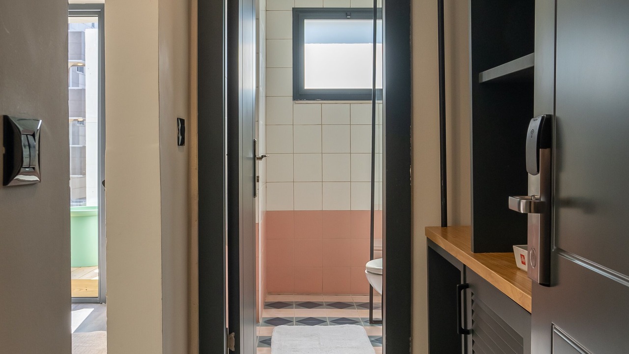 Photo of Bedroom in Kerem HaTeimanim