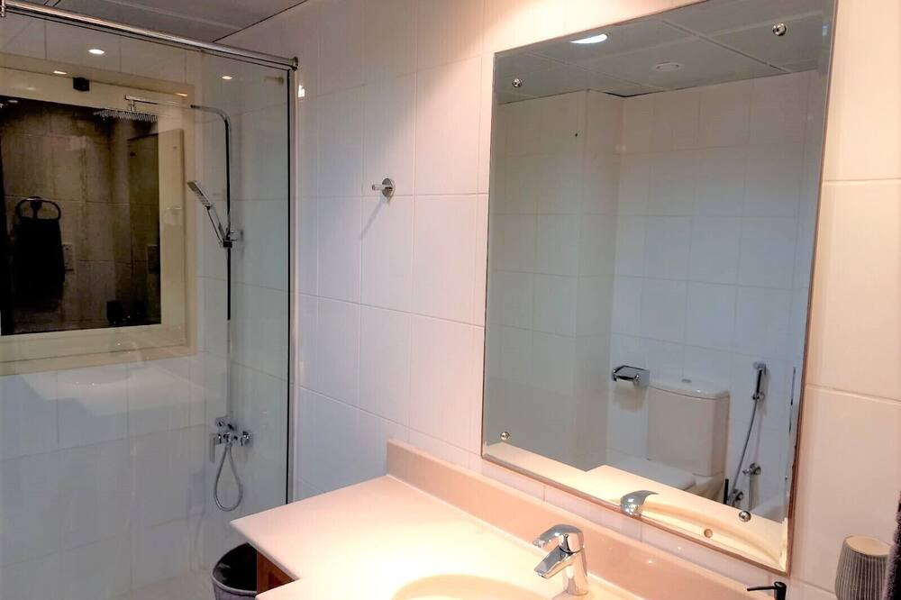 Photo of Bathroom in Al Hamra Village