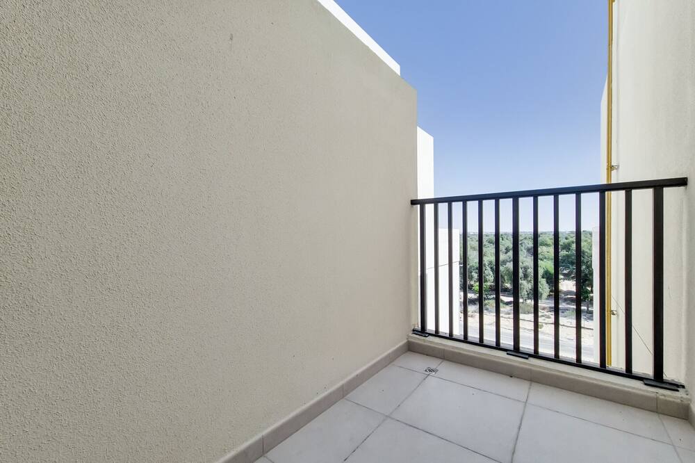Photo of Patio Balcony in Mirdif