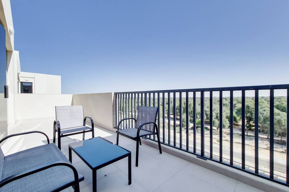 Photo of Patio Balcony in Mirdif