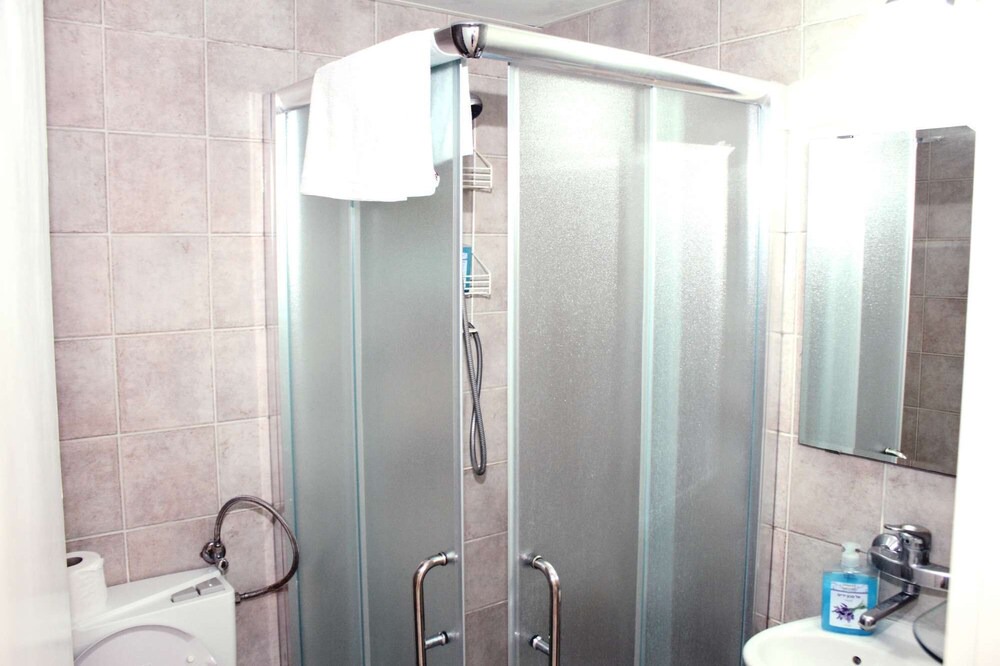 Photo of Bathroom in Arad