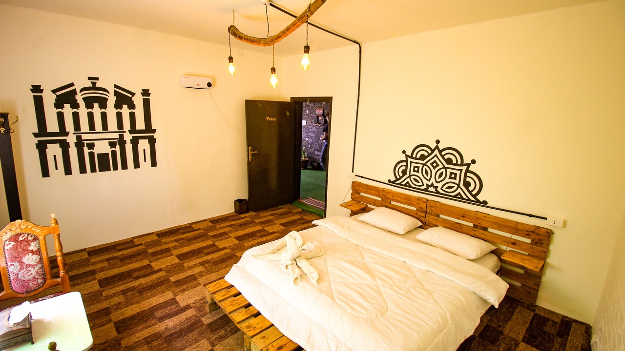 Photo of Bedroom in At-Taybeh