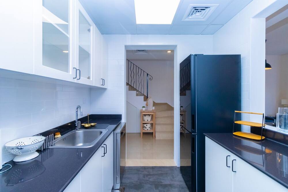 Photo of Kitchen in Al Hamra Village