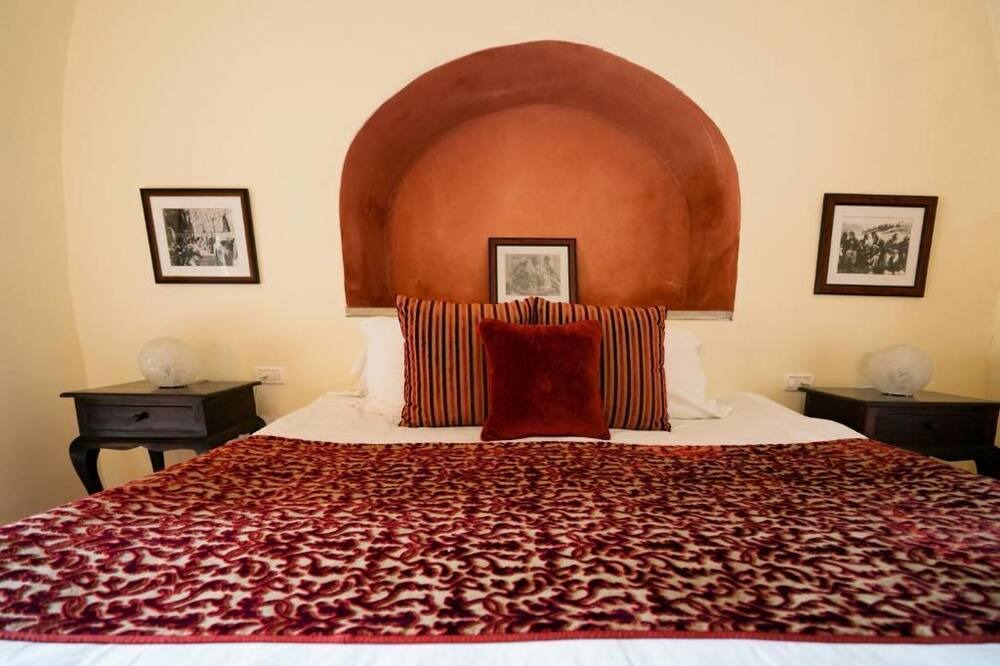 Photo of Bedroom in Artists Colony