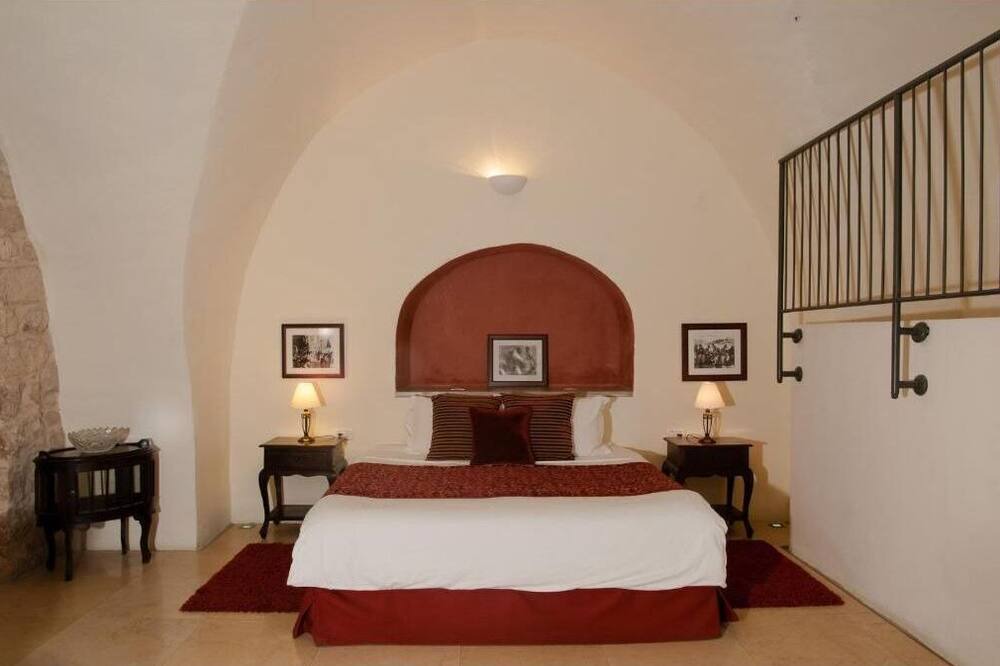 Photo of Bedroom in Artists Colony
