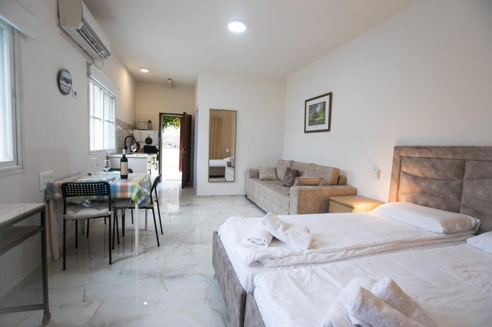 Photo of Bedroom in Yavne'el