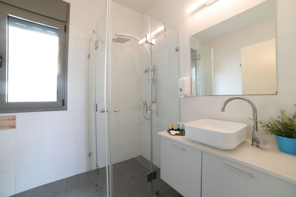 Photo of Bathroom in Migdal