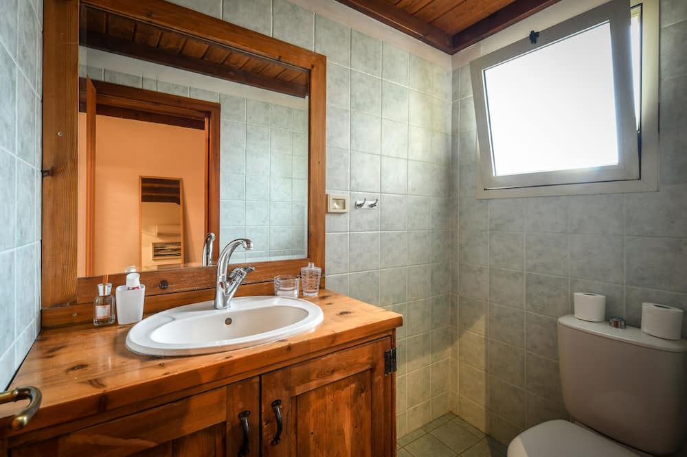 Photo of Bathroom in Ma'alot - Tarshiha