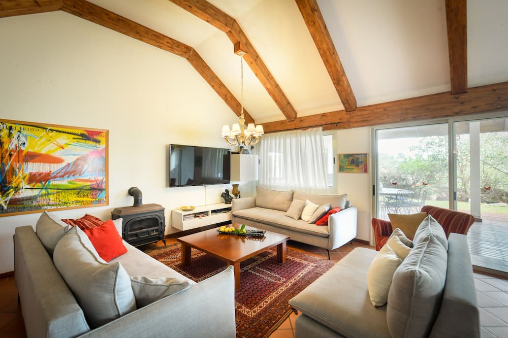 Photo of Livingroom in Ma'alot - Tarshiha