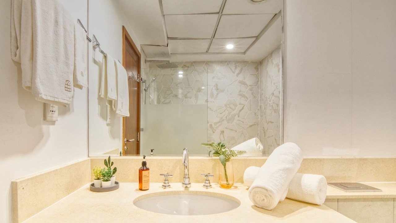 Photo of Bathroom in Downtown Dubai