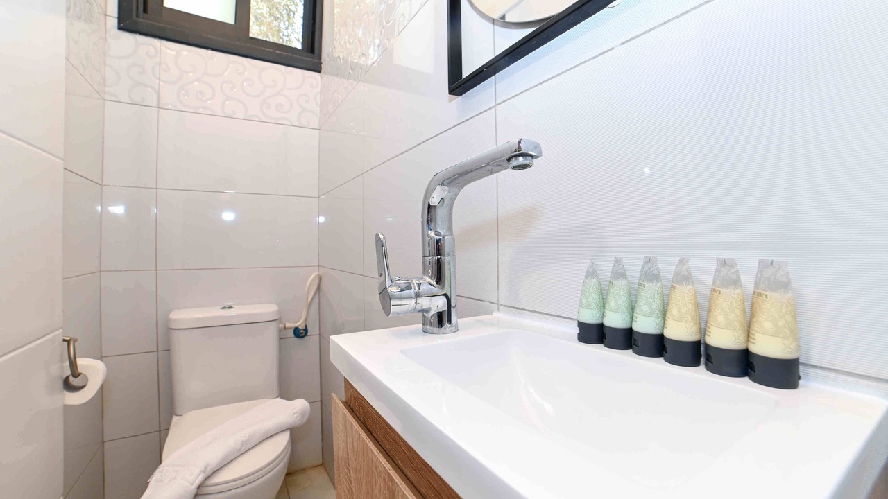 Photo of Bathroom in Migdal