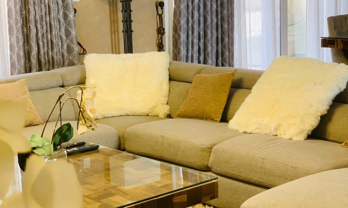 Photo of Livingroom in Al Hamra Village