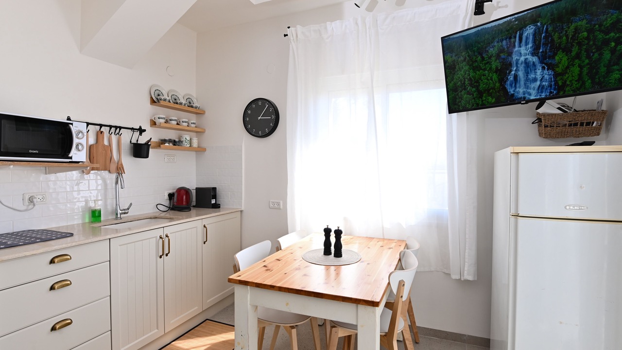 Photo of Kitchen in Emek Izrael
